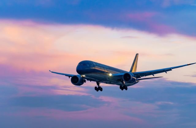 Flight & Hotel Coordination